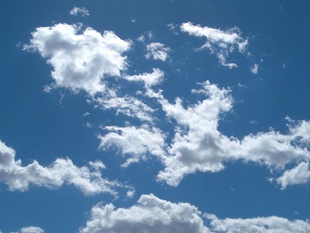 04938 Partly cloudy sky 